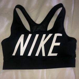 Nike sports bra- size XS extra small- brand new!
